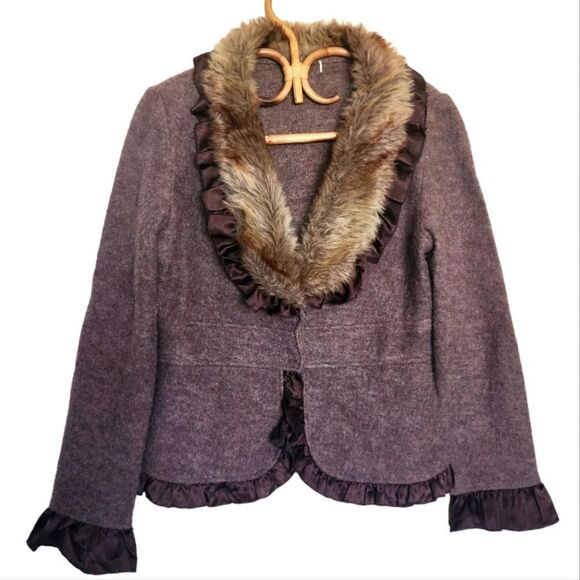 Fur trimmed 100% wool blazer jacket - Picture 1 of 5